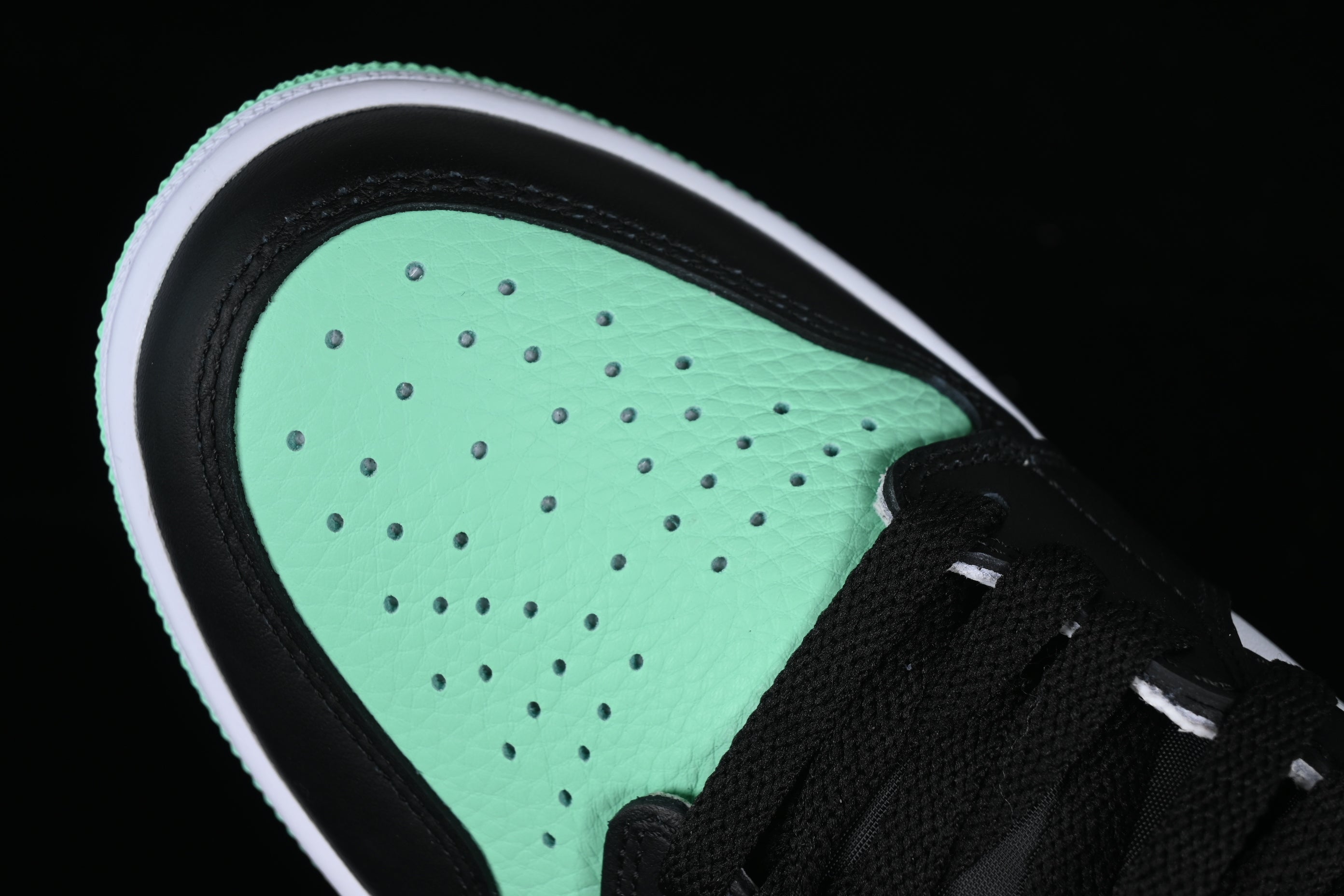 Air Jordan 1 AJ1 High - Green Glow