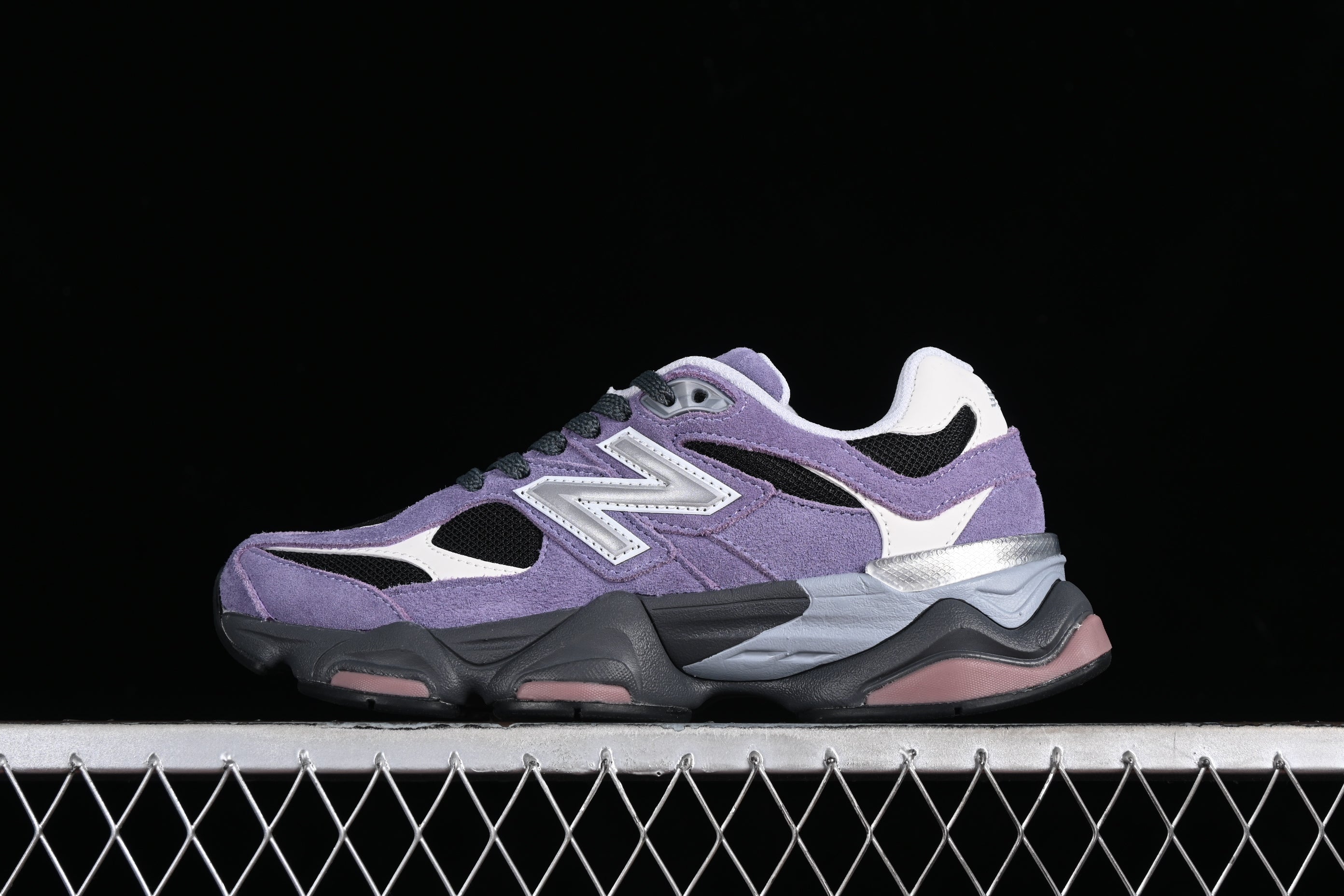 New Balance 9060 - Violet Noir