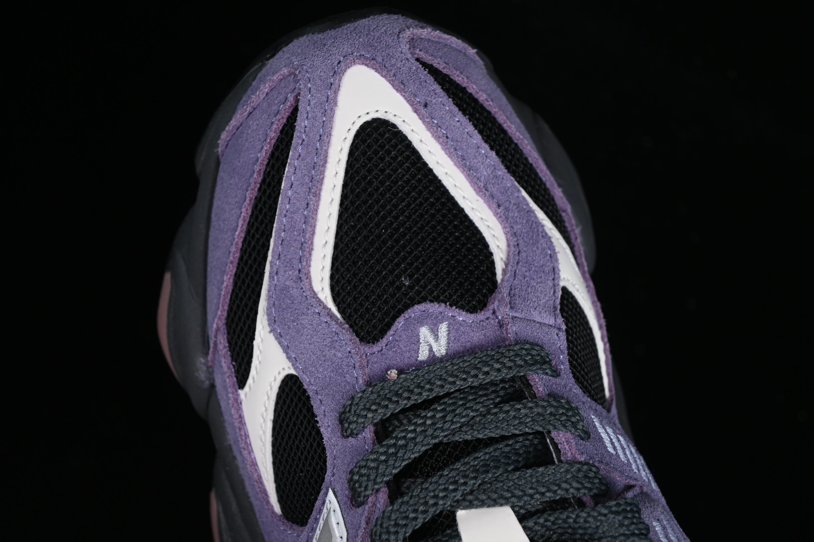 New Balance 9060 - Violet Noir