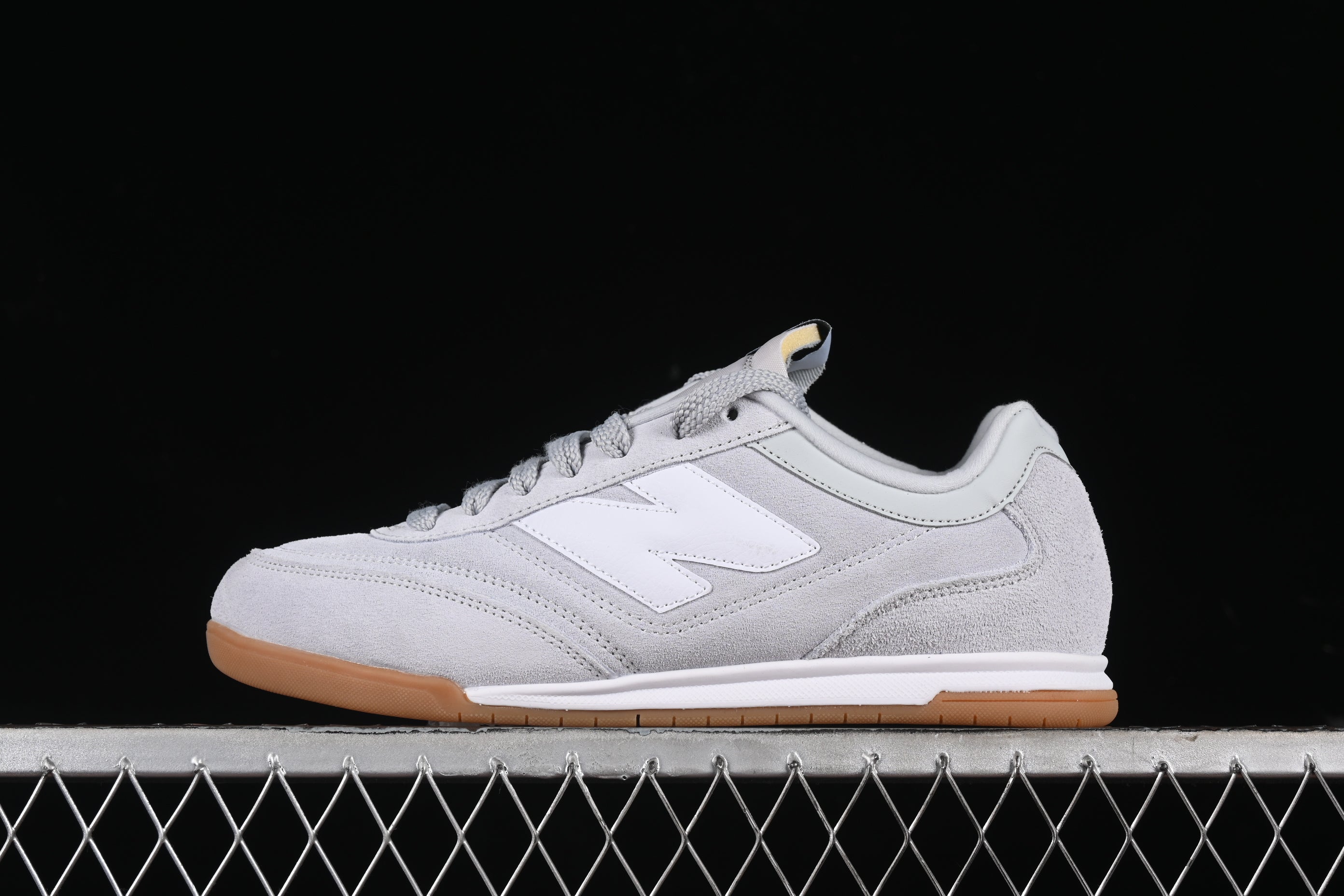 New Balance RC42 - Granite Gum