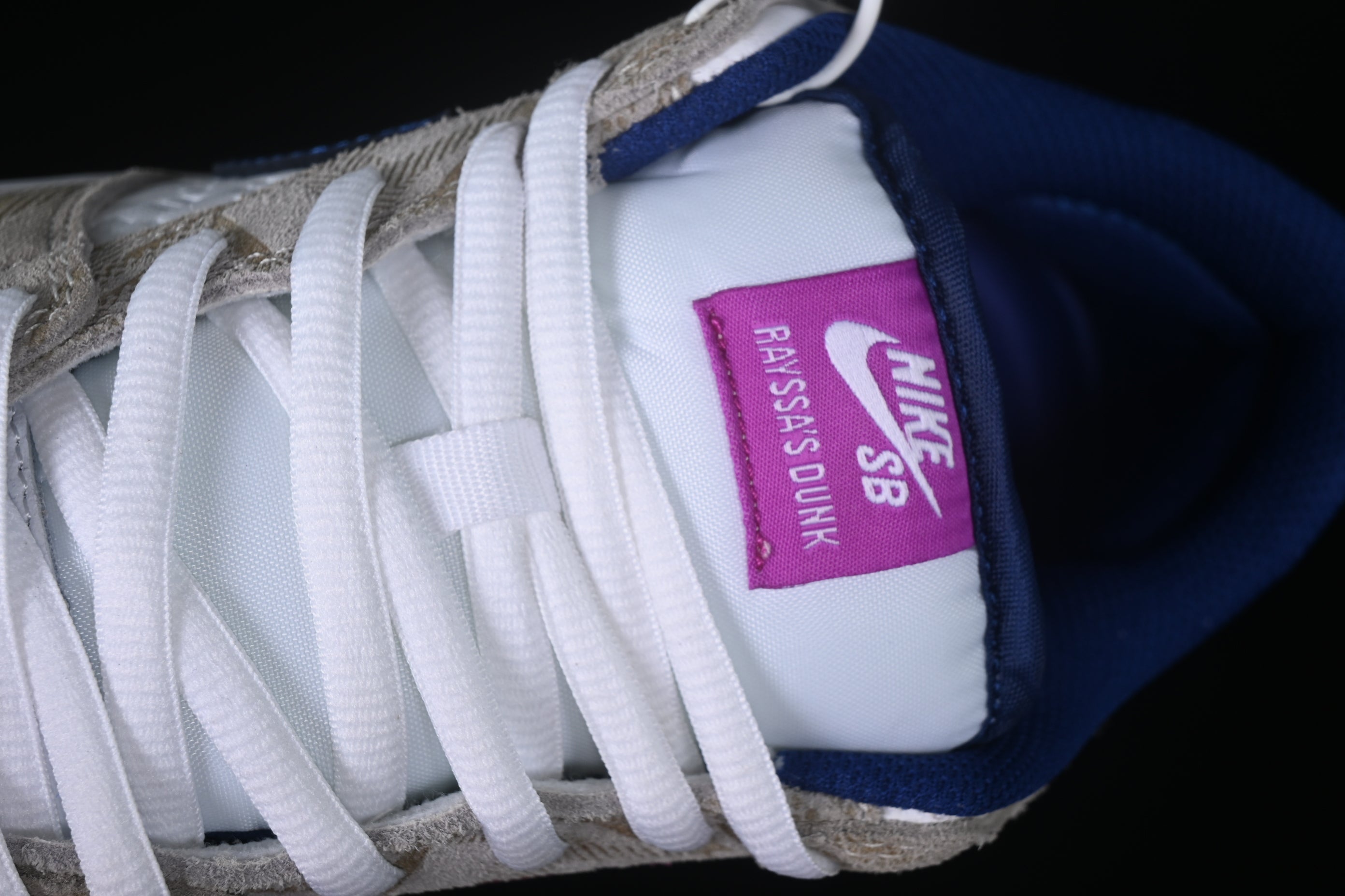 Rayssa Leal x NikeSB Dunk Low - White