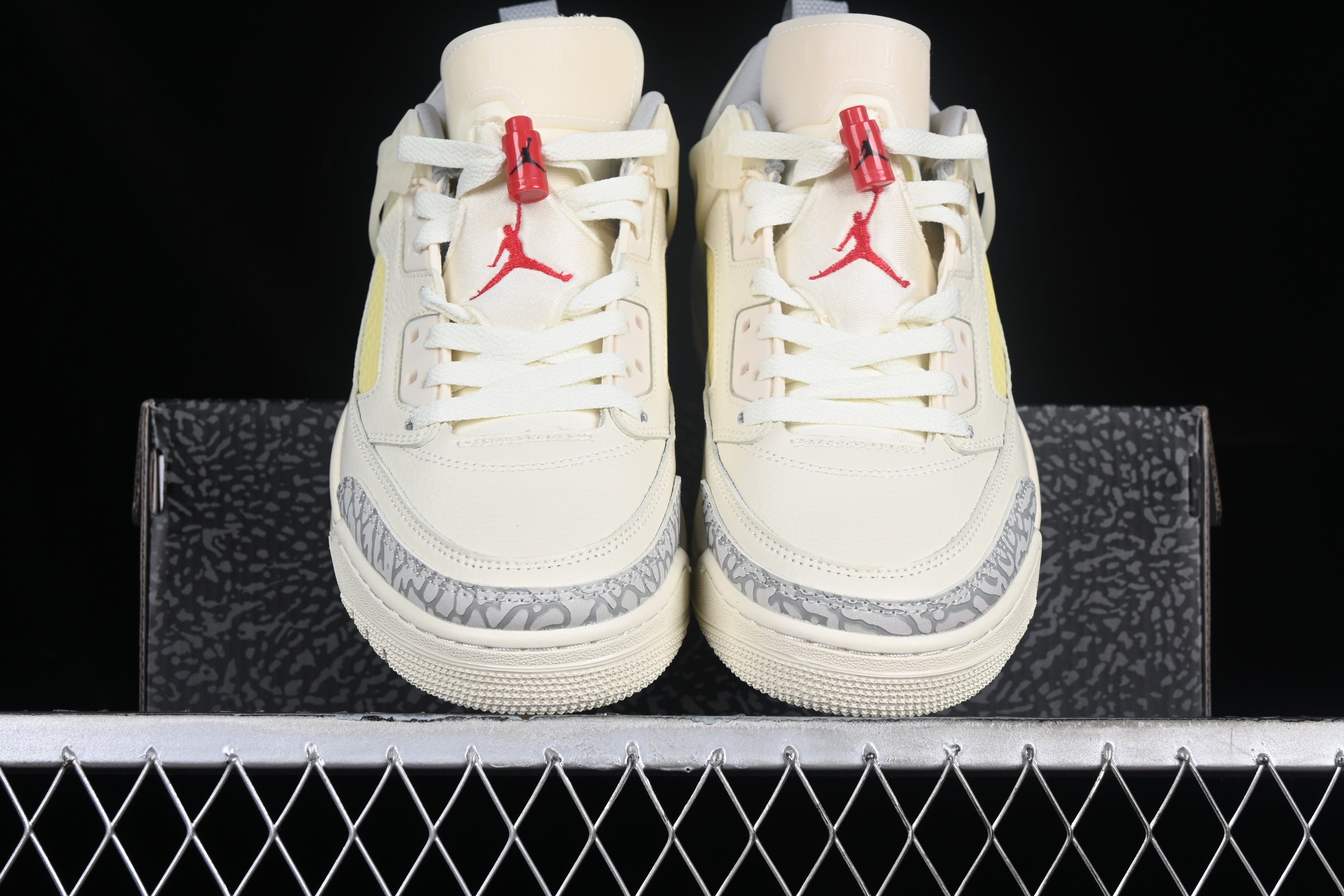 Air Jordan Spizike Low - Sail University Red