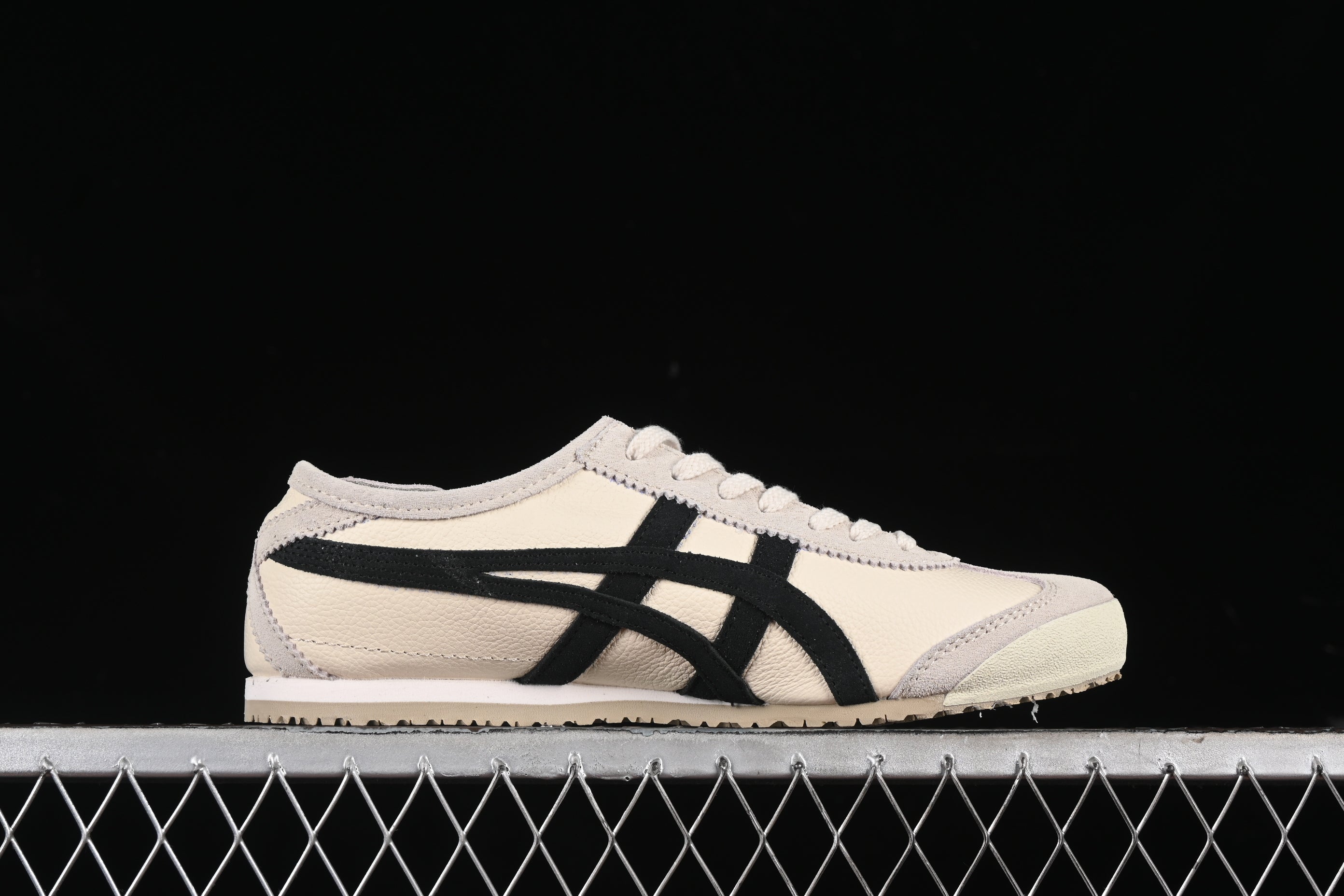 Onitsuka Tiger Mexico 66 Vintage - White/Black