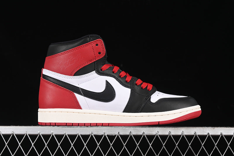 Air Jordan 1 AJ1 Retro High - Black Toe Reimagined