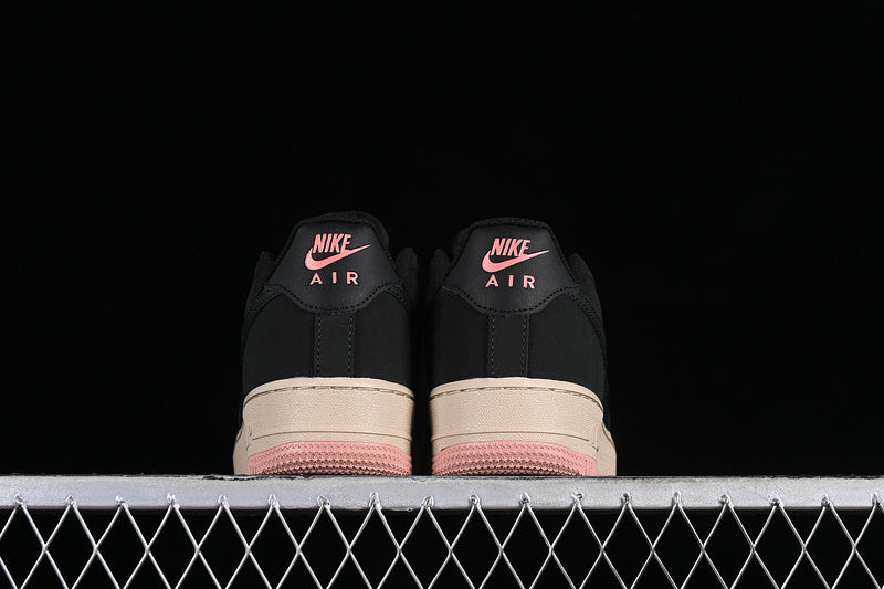 NikeUnisex Air Force 1 AF1 Low '07 - Black Red Stardust