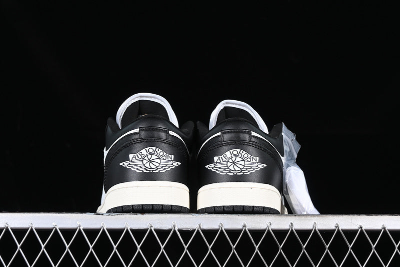 Air Jordan 1 AJ1 Low SE - Vintage Panda