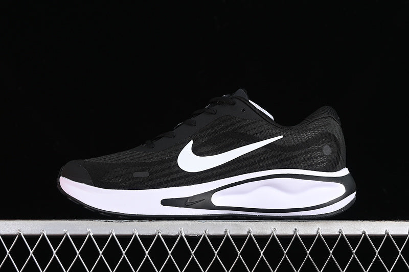 NikeUnisex Journey Run - White Black Anthrasite