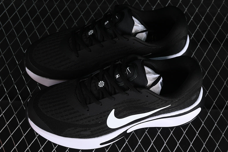 NikeUnisex Journey Run - White Black Anthrasite