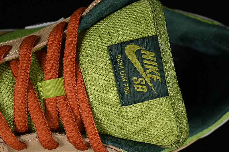 NikeUnisex SB Dunk - Escargot