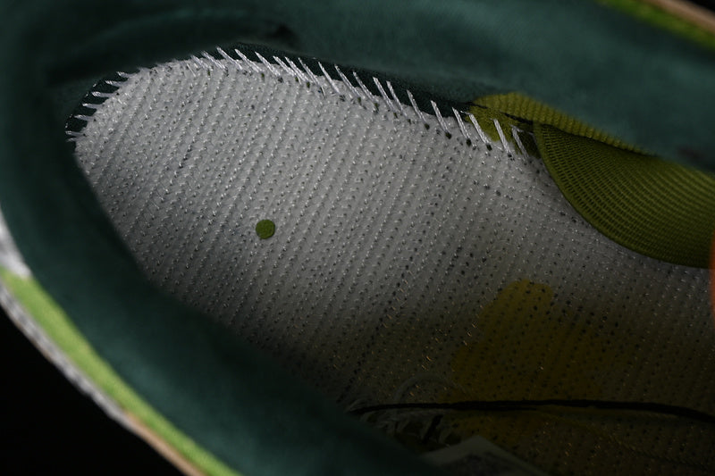 NikeUnisex SB Dunk - Escargot