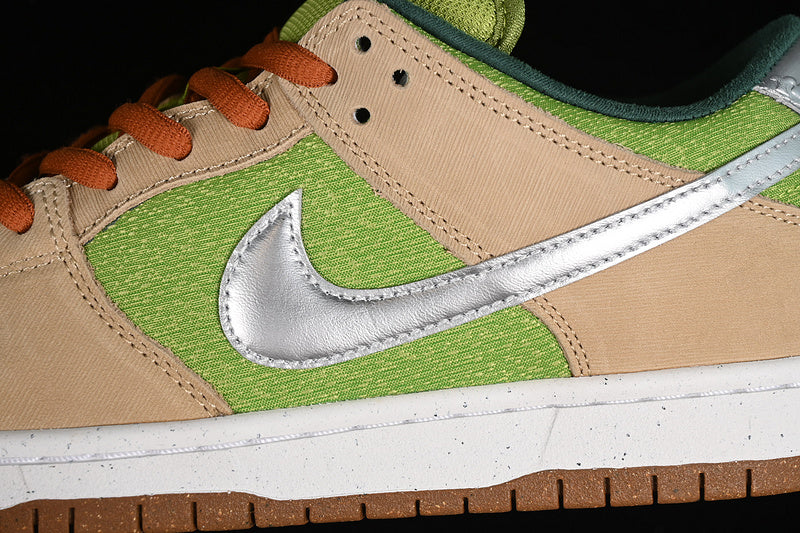 NikeUnisex SB Dunk - Escargot