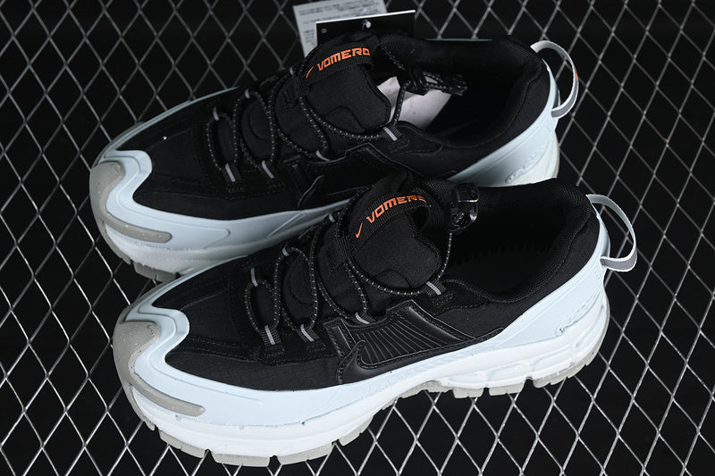 NikeUnisex Zoom Vomero 5 Roam - Black Light Silver