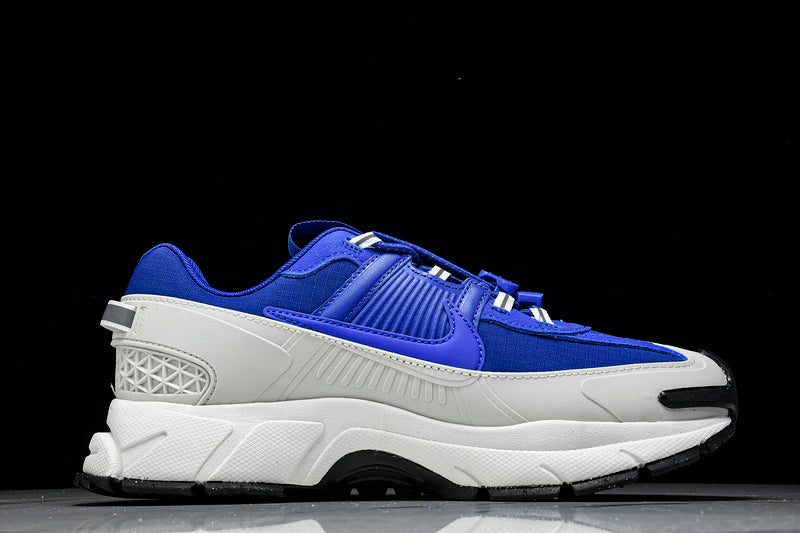 NikeUnisex Zoom Vomero 5 Roam - Racer Blue