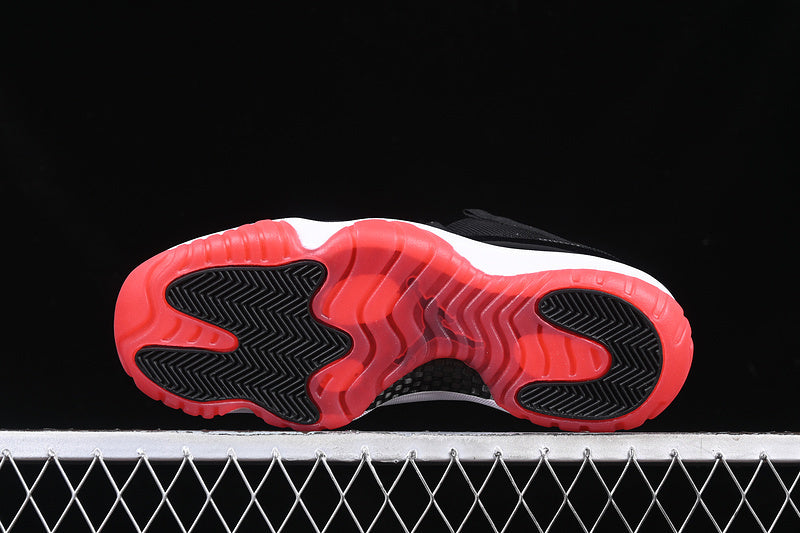 Air Jordan 11 AJ11 Low Retro - Bred