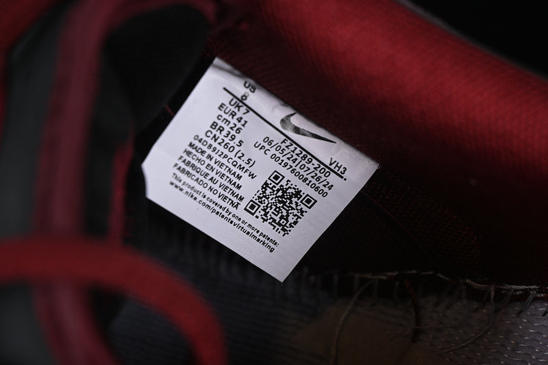 NikeUnisex SB Dunk Low - Riot Skateshop