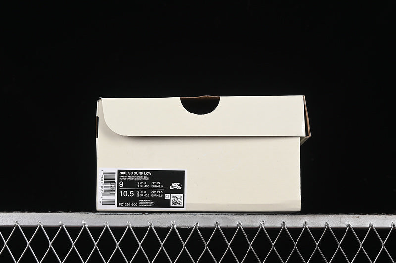 NikeUnisex SB Dunk Low - The Wizard of Oz