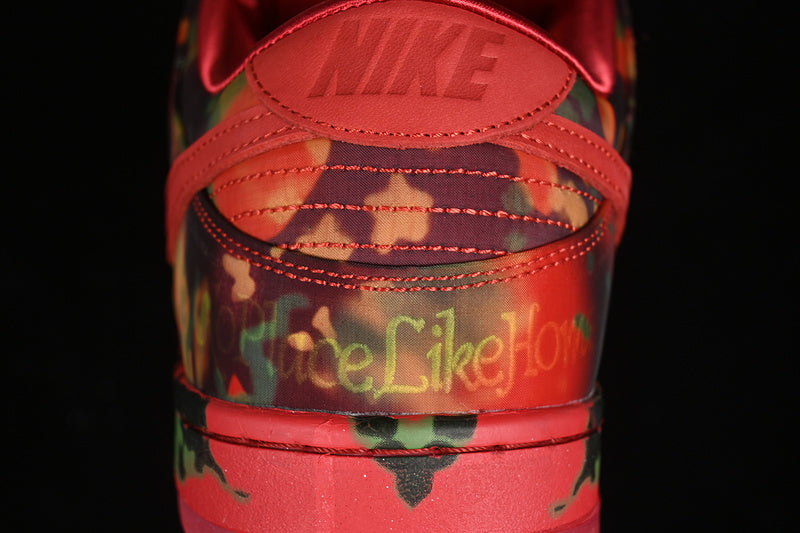 NikeUnisex SB Dunk Low - The Wizard of Oz
