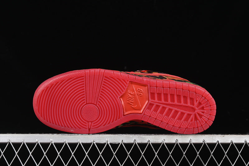 NikeUnisex SB Dunk Low - The Wizard of Oz