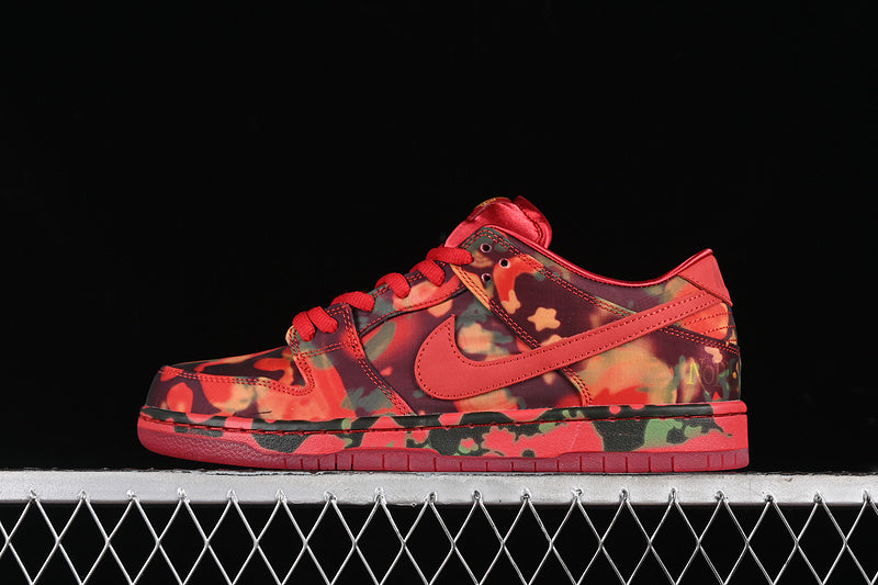 NikeUnisex SB Dunk Low - The Wizard of Oz