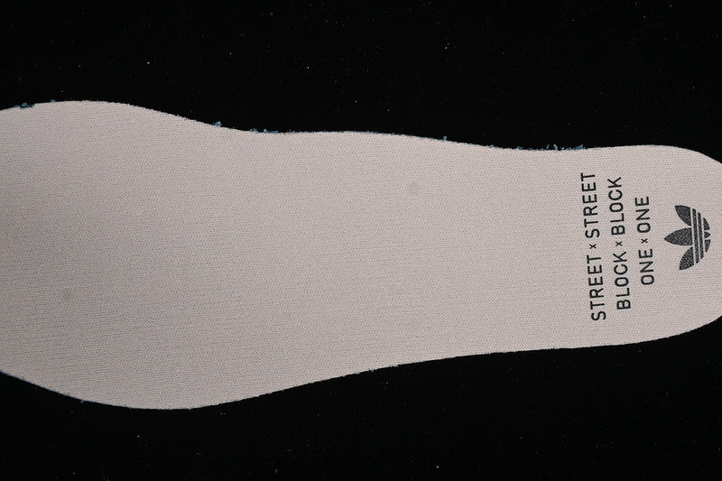 adidasUnisex Samba LAFC - Off White Linen Gum