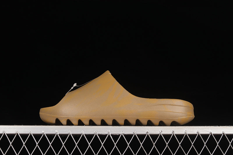 adidasUnisex Yeezy Slide - Ochre