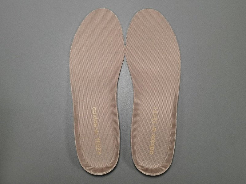 adidasOriginals YEEZY Boost 350 - Fade
