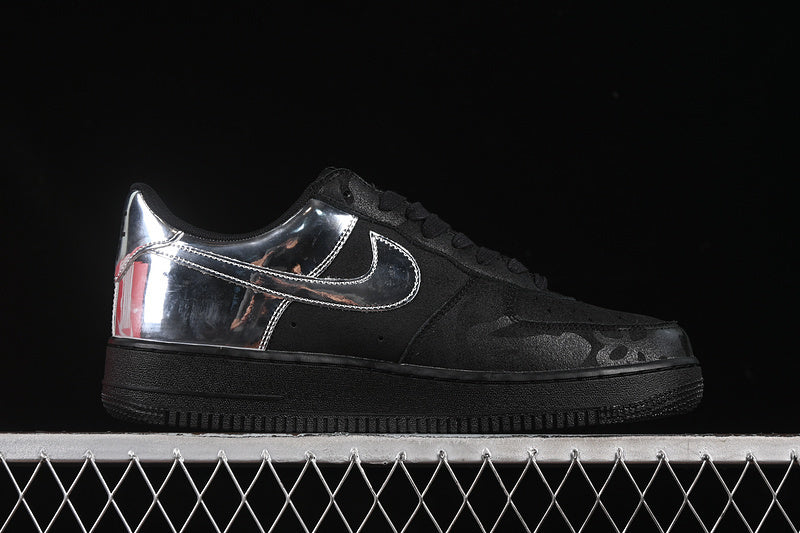 NikeUnisex Air Force 1 AF1 Low Retro - Black Gold