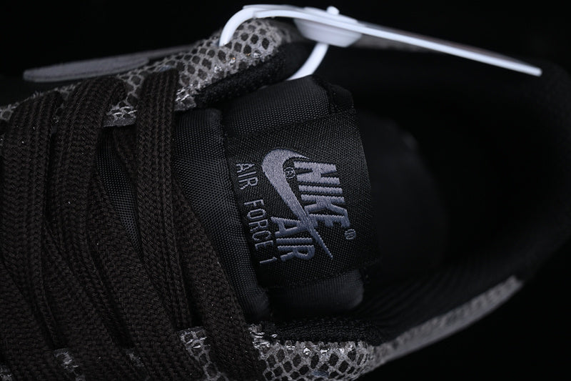 NikeUnisex Air Force 1'07 AF 1 Low - Off Noir Snakeskin