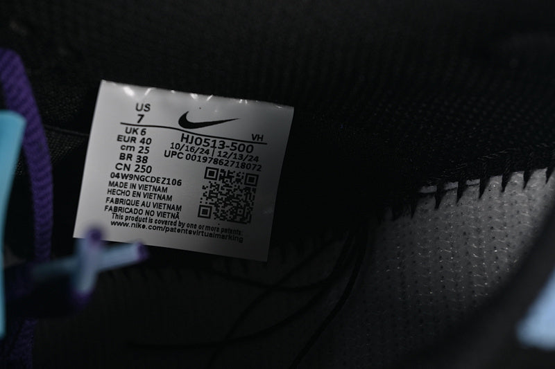 NikeUnisex SB Dunk Low - Hayley Wilson