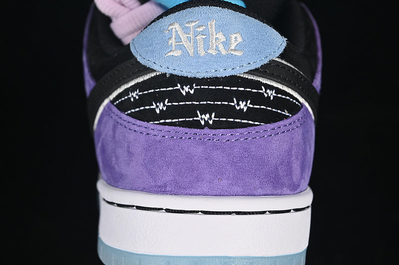 NikeUnisex SB Dunk Low - Hayley Wilson