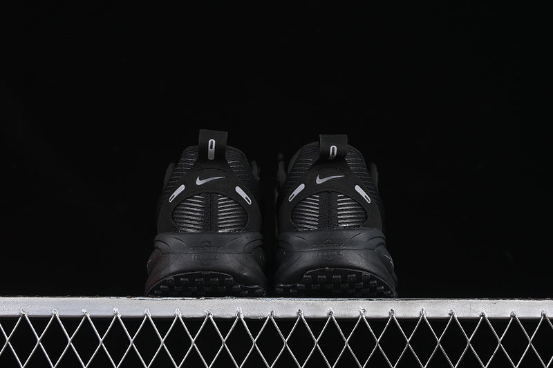 NikeUnisex Vomero 18 - Dark Black