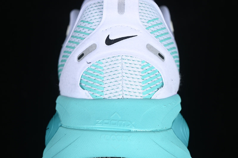NikeUnisex Vomero 18 - Dusty Cactus