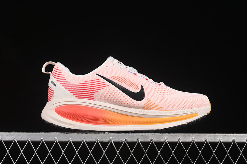 NikeUnisex Vomero 18 - Laser Orange