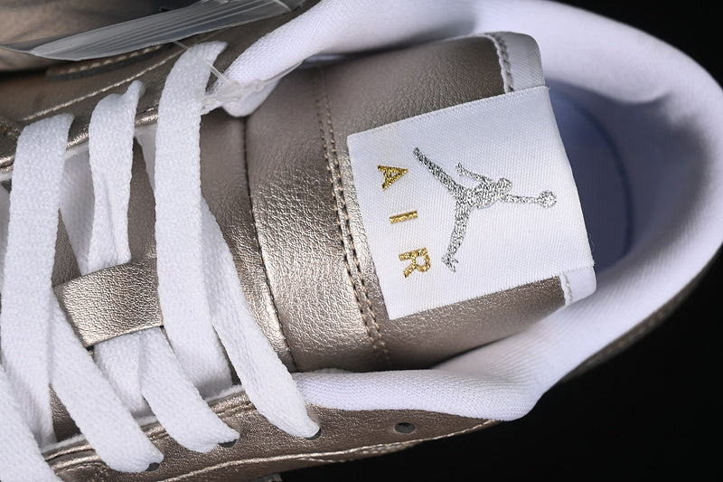 Air Jordan 1 AJ1  Low SE - Metallic Zinc
