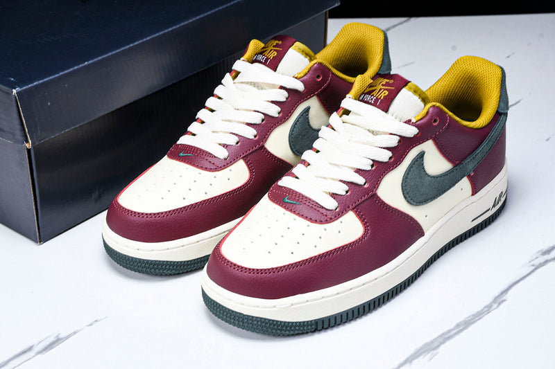 NikeMens Air Force 1 AF1 Low - Dark Team Red/Vintage Green