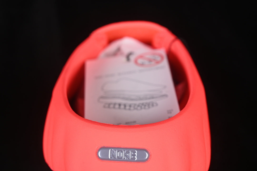 NikeUnisex Mind 001 Slide - "Solar Red"