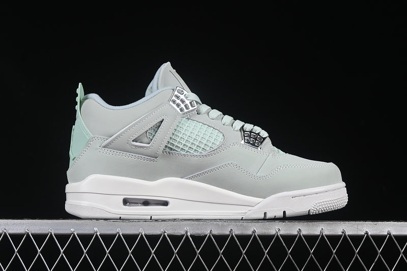 Air Jordan 4 AJ4 Retro - Seafoam Sail