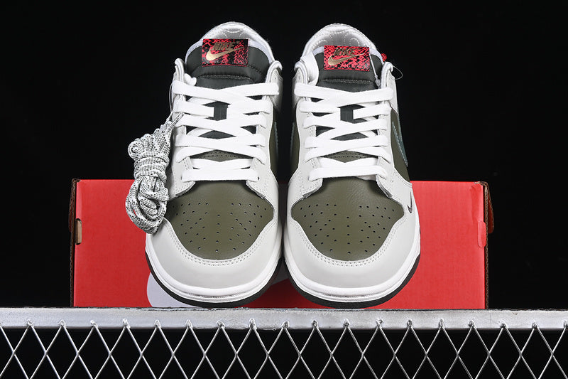 NikeUnisex Dunk Low Retro - Year Of The Snake