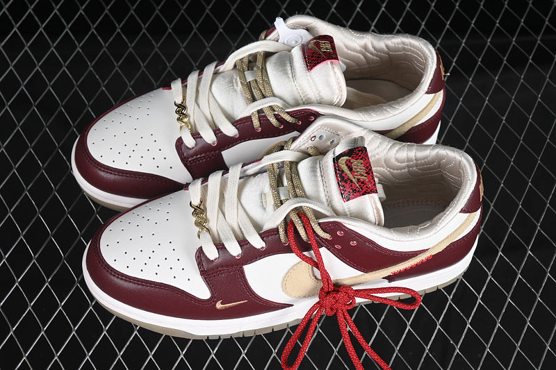 NikeUnisex Dunk Low - Year Of the Snake