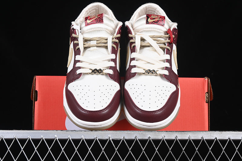 NikeUnisex Dunk Low - Year Of the Snake