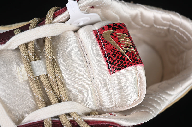 NikeUnisex Dunk Low - Year Of the Snake