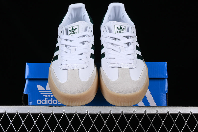 adidasUnisex Samba - White Collegiate Green