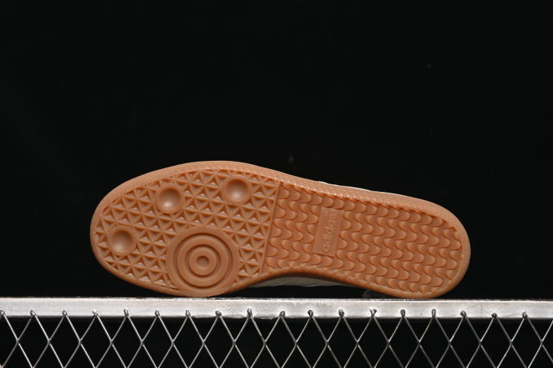adidasUnisex Samba OG - Aluminum Gum