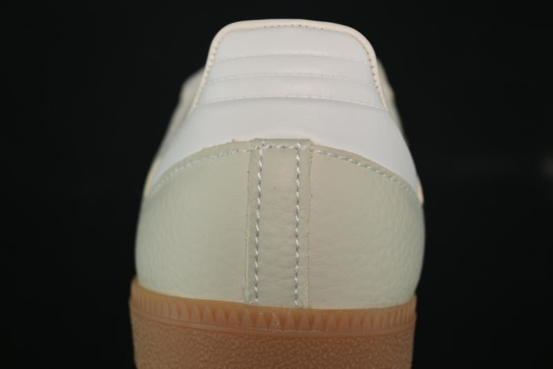 adidasUnisex Samba OG - Aluminum Gum