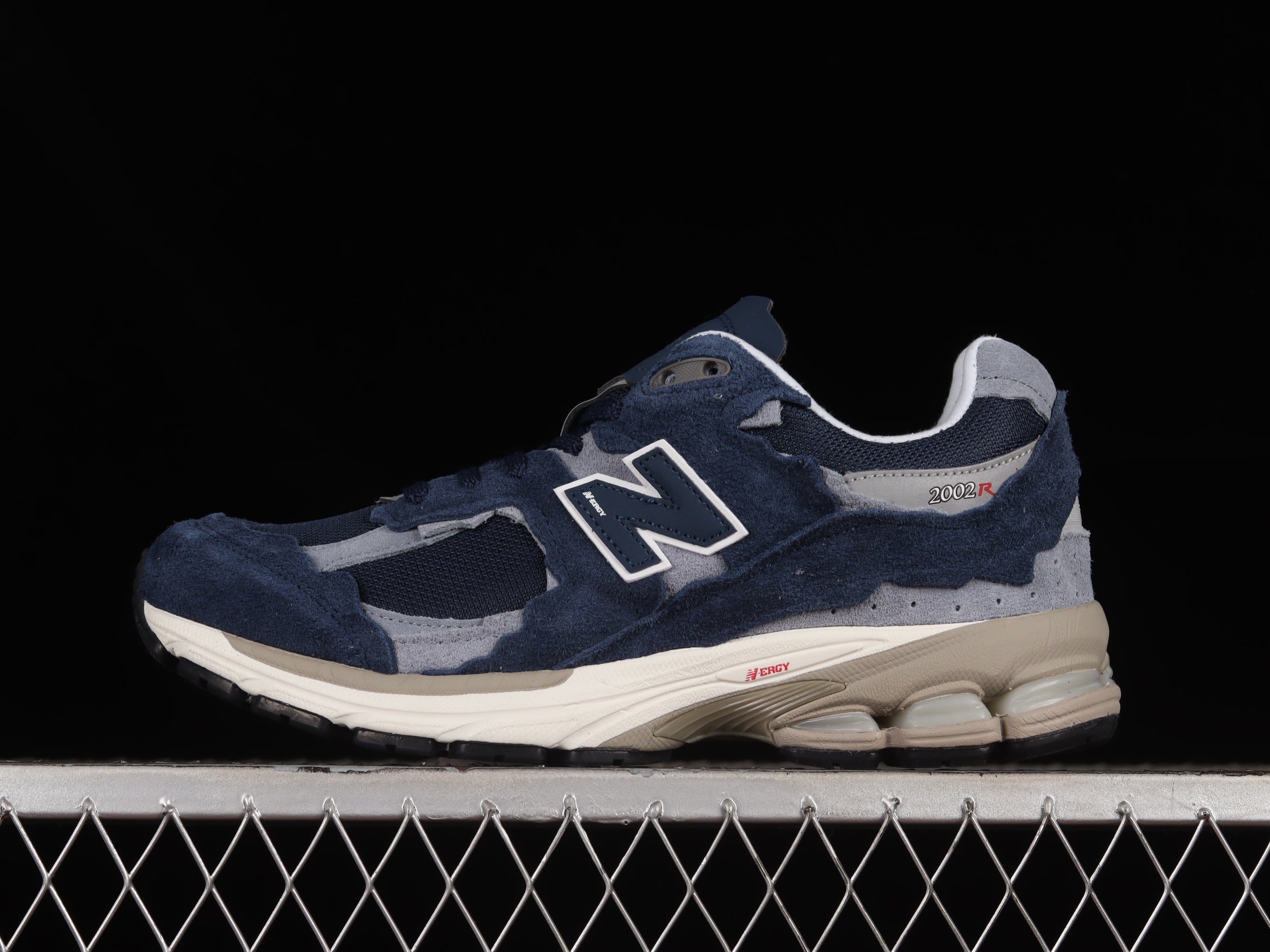 New Balance 2002R Protection Pack - Dark Navy