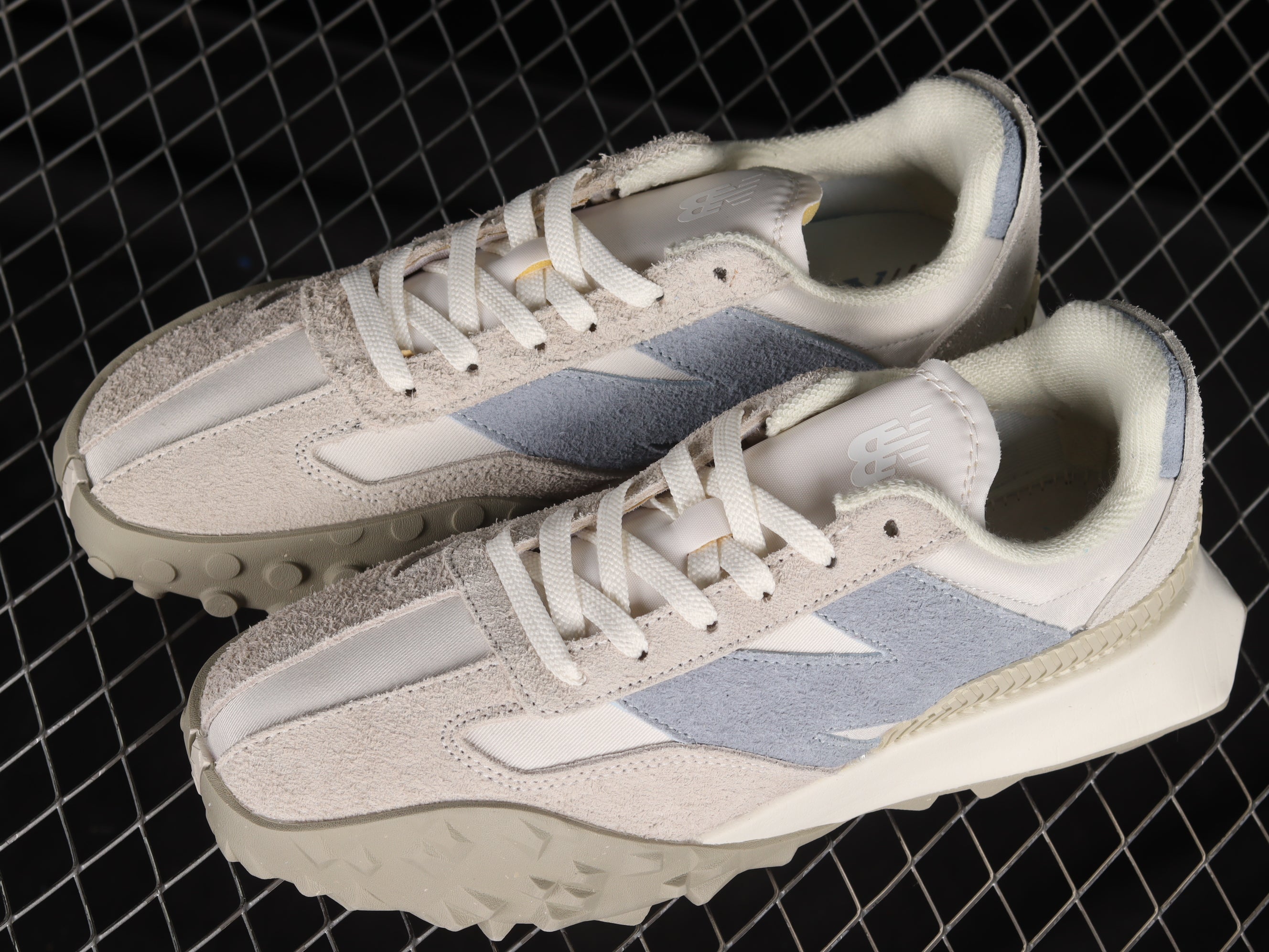 New Balance XC72 - Sea Salt/Light Arctic Grey