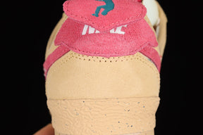 NikeWMNS Cortez x Union - Sesame
