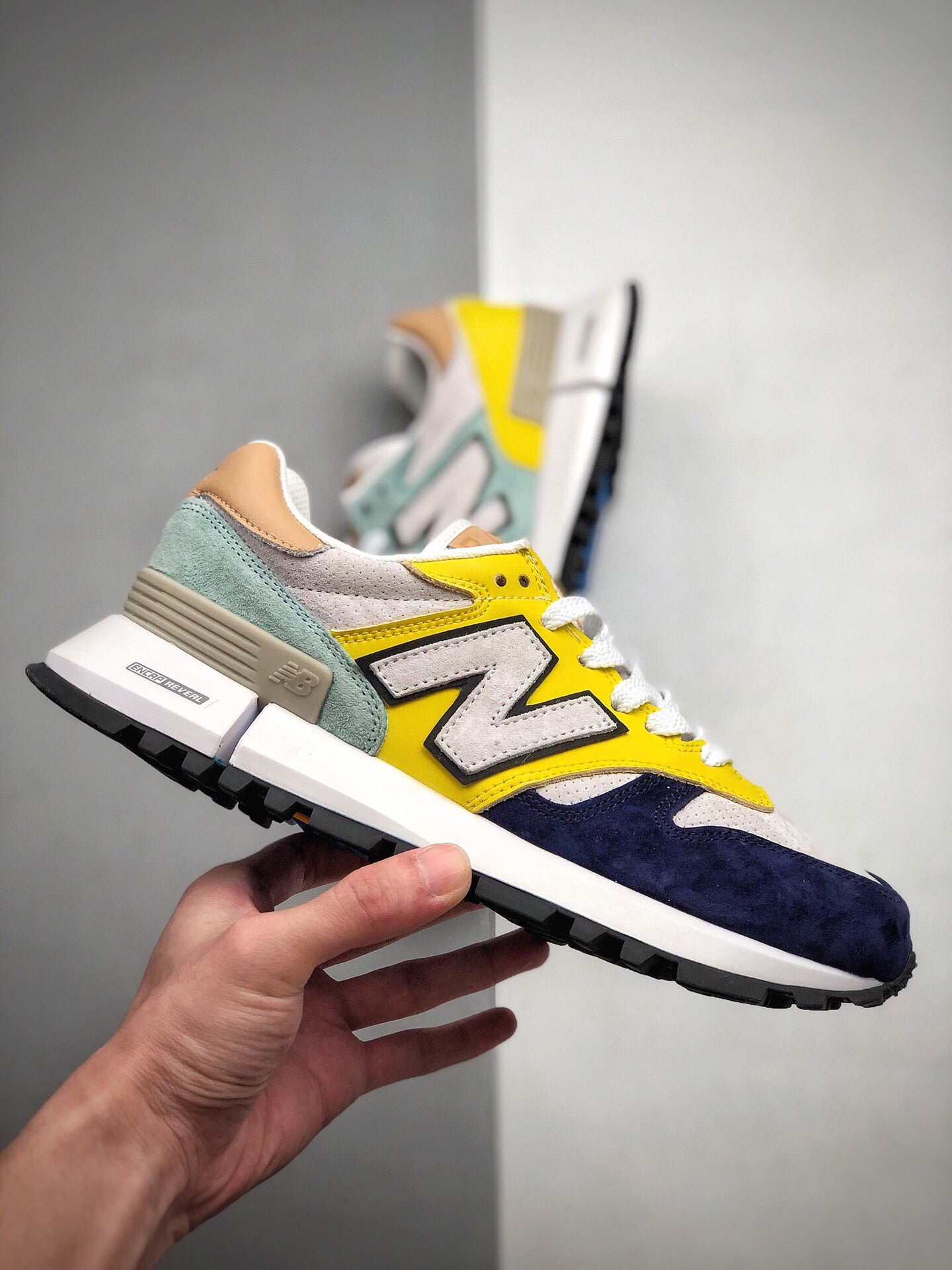 WMNS New Balance RC 1300 - Tokyo