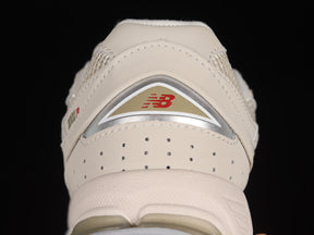New Balance 2002r - Cream