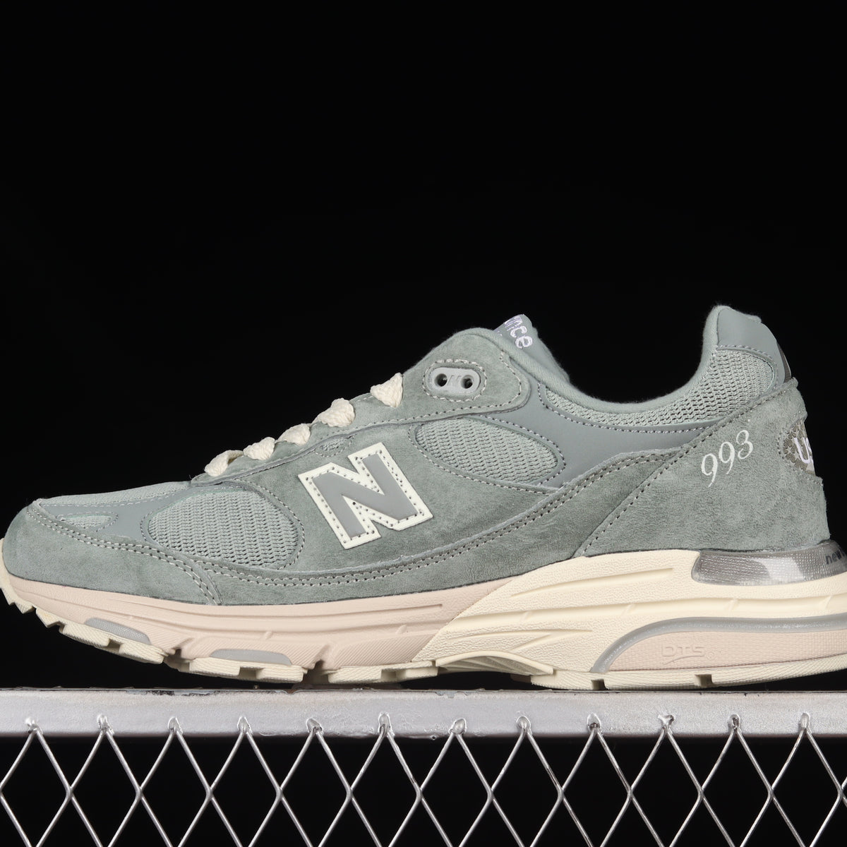 Kith x New Balance 993 Made in USA - Pistachio 